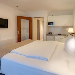 Vi Vadi Downtown 3* München
